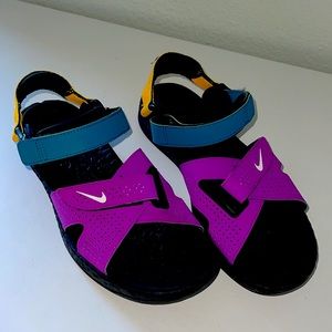 Nike ACG Air Deschutz Vivid Purple 2020